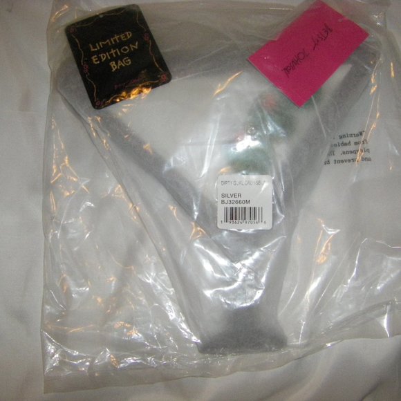 Betsey Johnson Kitsch Dirty Gurl Crossbody Bag Martini BJ32660M NEW SEALED - Picture 12 of 15